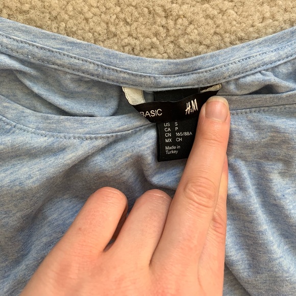 H&M Basics Cropped Tee - Picture 3 of 3